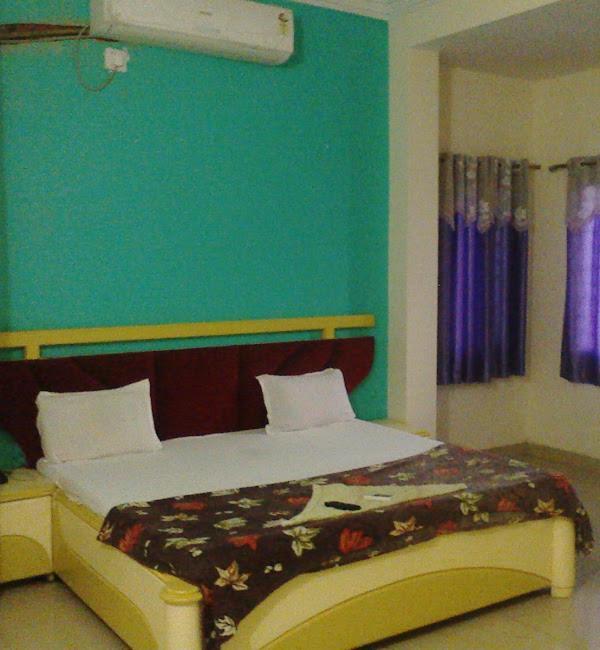 Hotel Rajawat , Madhya Pradesh Vidisha Eksteriør billede